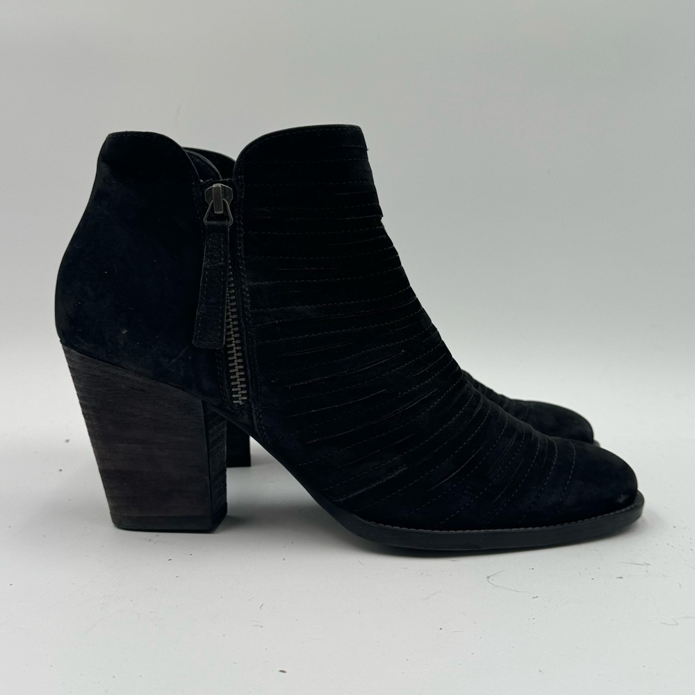 Paul Green Women’s 8 Black Leather Malibu Sliced Zip Ankle Bootie Boots